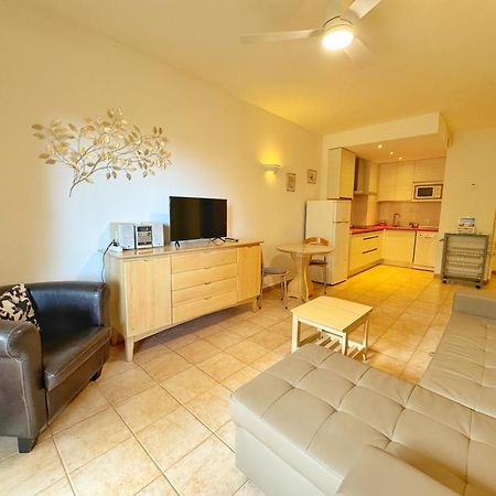 797 Holiday Rentals- Precioso Piso Con Vistas Al Jardin En Benalbeach ベナルマデナ エクステリア 写真