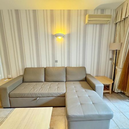 797 Holiday Rentals- Precioso Piso Con Vistas Al Jardin En Benalbeach ベナルマデナ エクステリア 写真