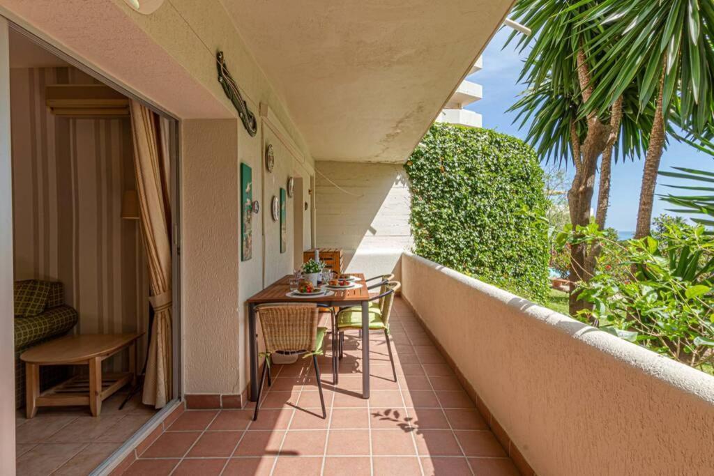 797 Holiday Rentals- Precioso Piso Con Vistas Al Jardin En Benalbeach ベナルマデナ エクステリア 写真