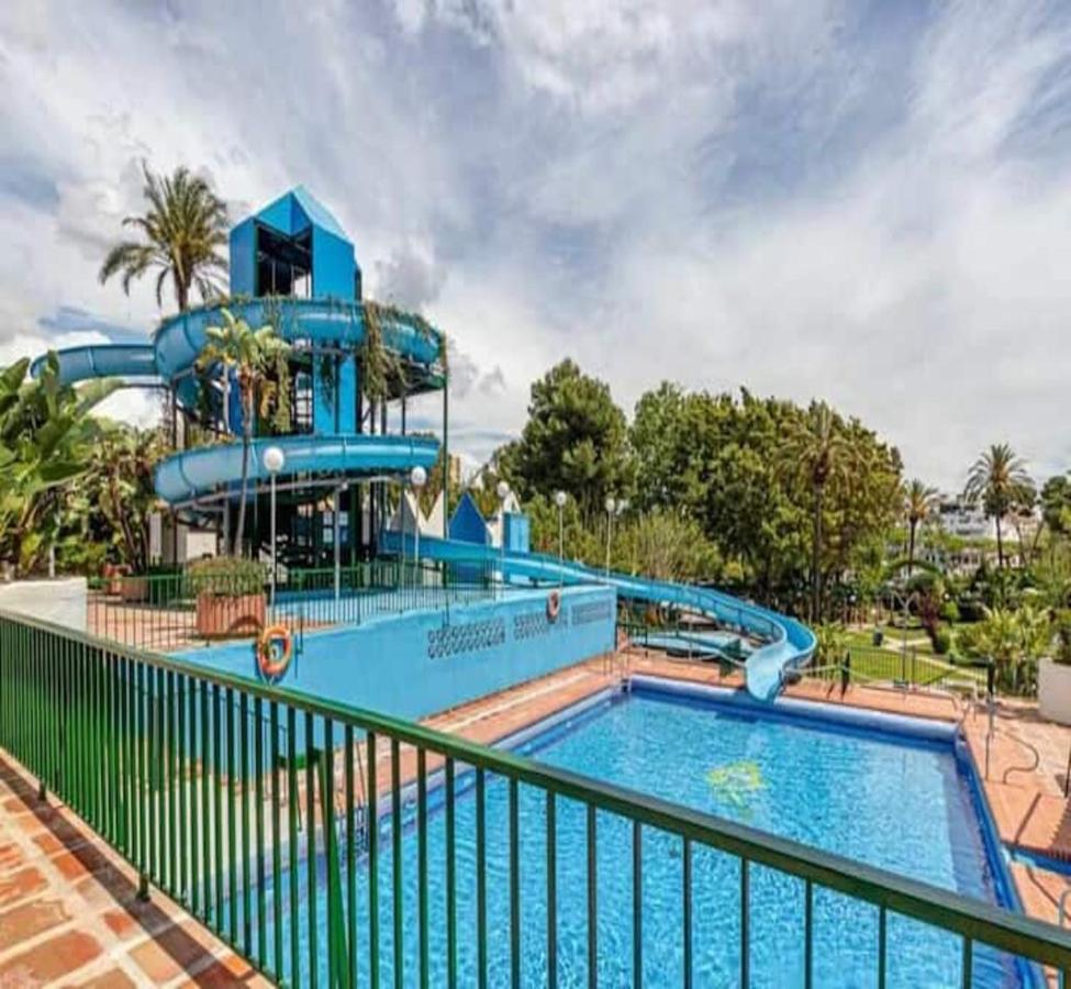 797 Holiday Rentals- Precioso Piso Con Vistas Al Jardin En Benalbeach ベナルマデナ エクステリア 写真