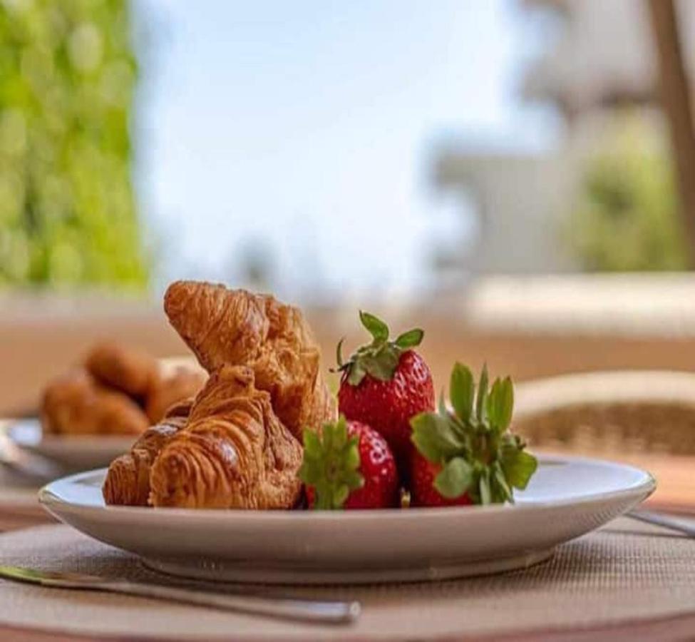797 Holiday Rentals- Precioso Piso Con Vistas Al Jardin En Benalbeach ベナルマデナ エクステリア 写真