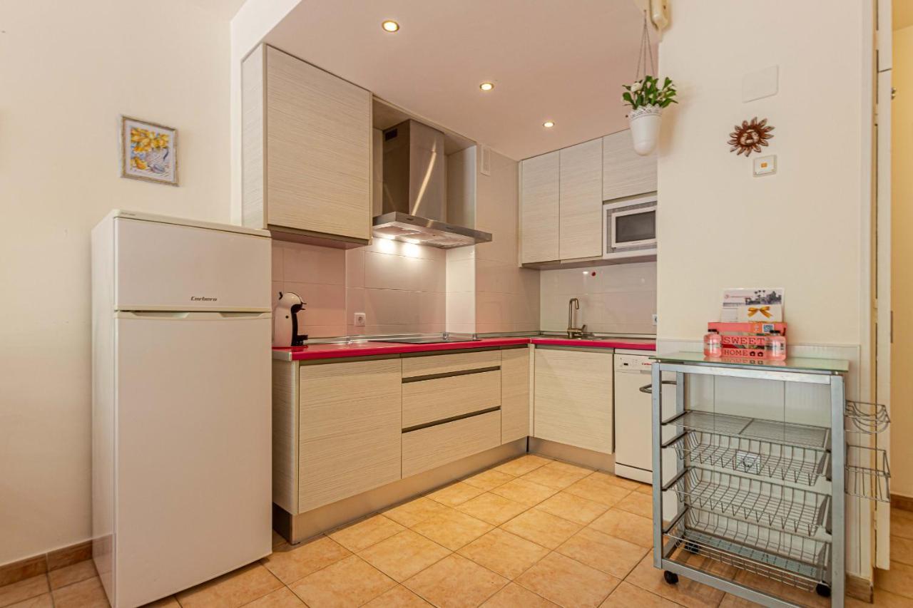 797 Holiday Rentals- Precioso Piso Con Vistas Al Jardin En Benalbeach ベナルマデナ エクステリア 写真