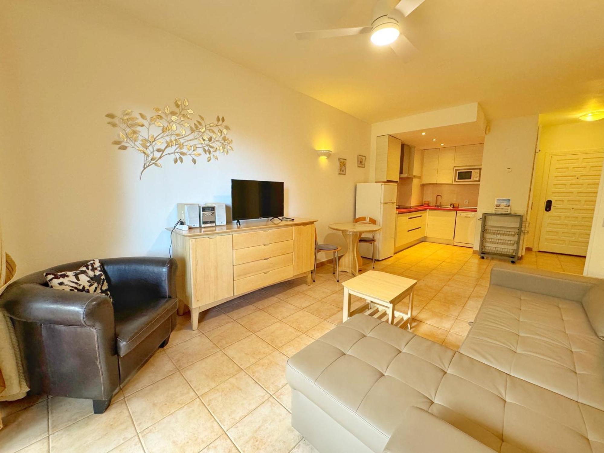 797 Holiday Rentals- Precioso Piso Con Vistas Al Jardin En Benalbeach ベナルマデナ エクステリア 写真